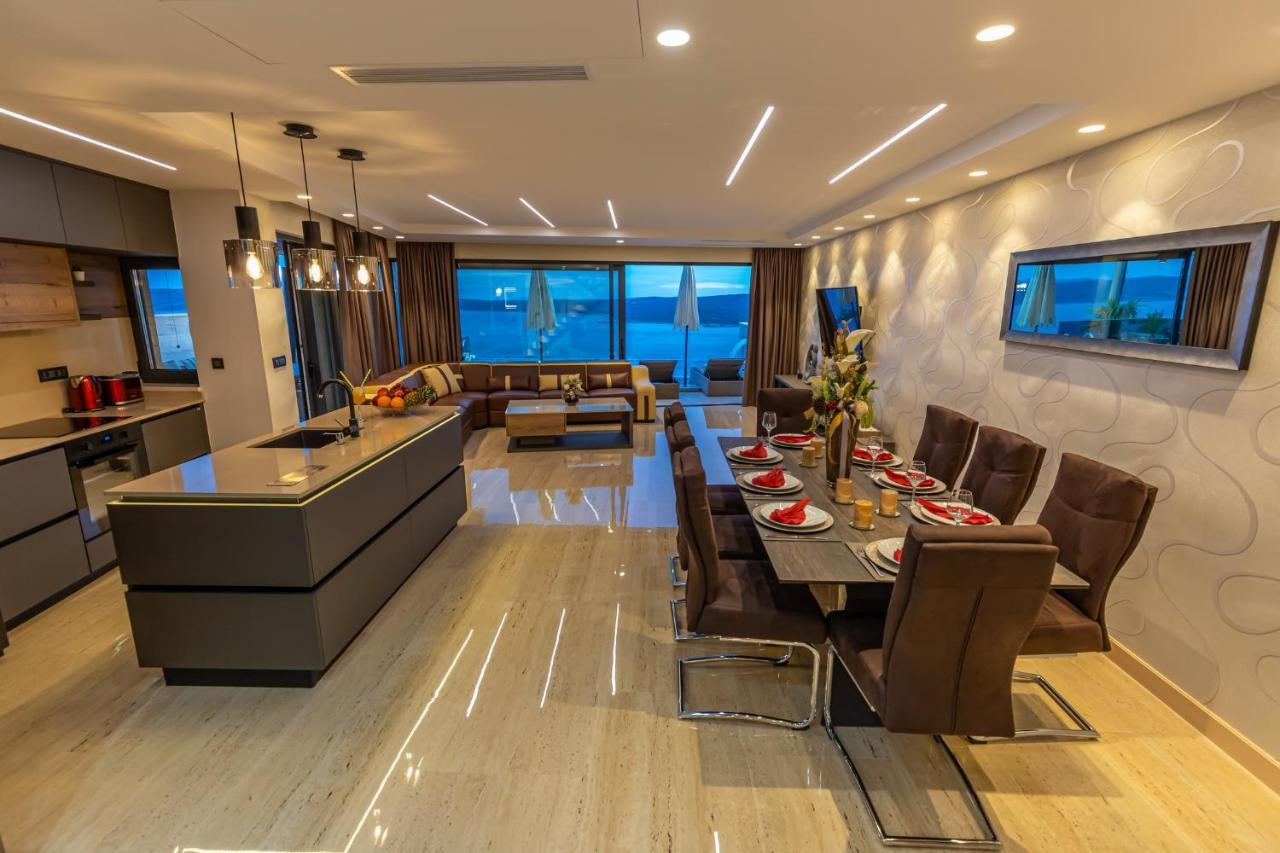 Villa Marassi With Heated Pool, Hot Tub And Sauna Crikvenica Exterior photo
