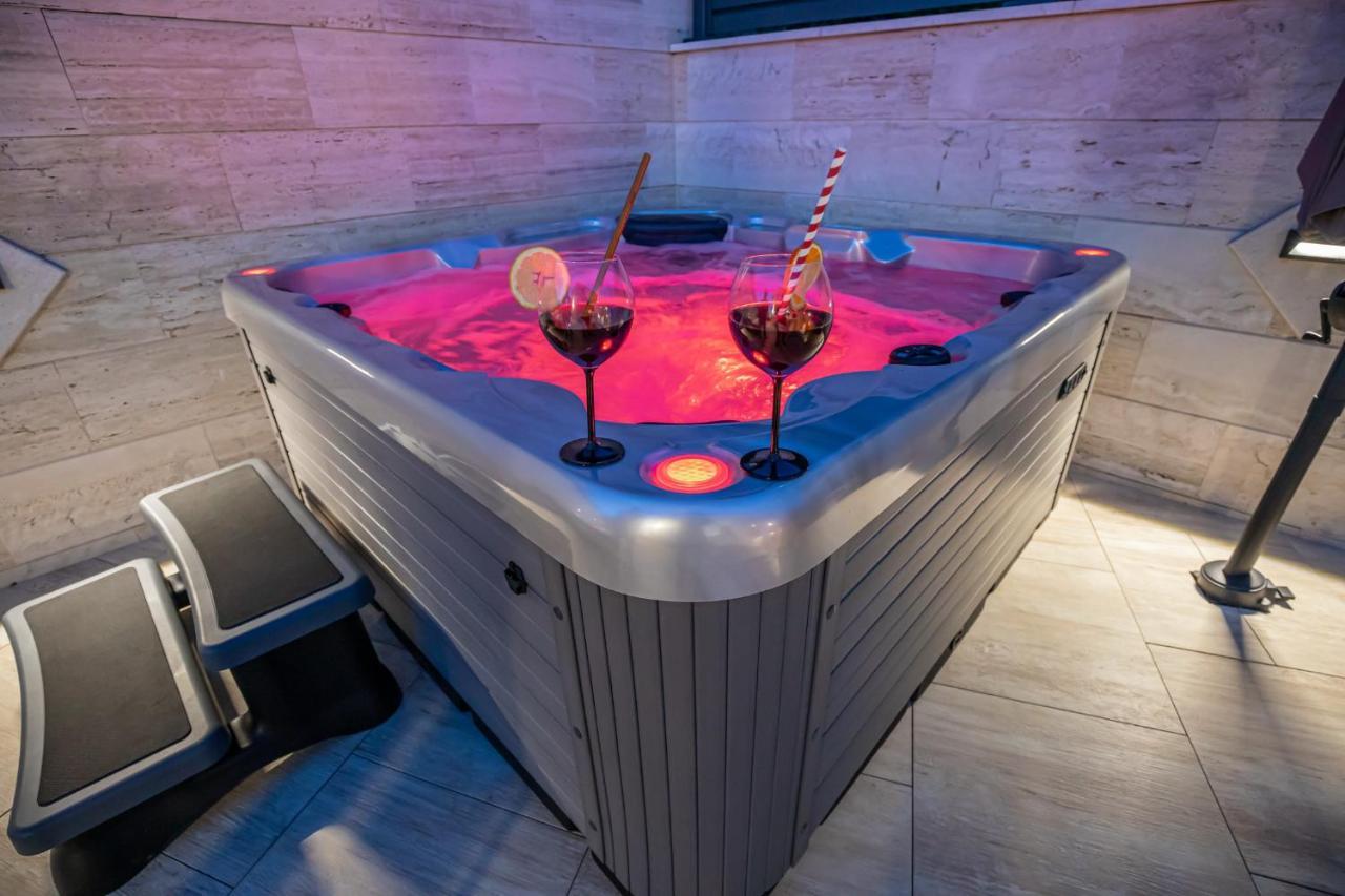 Villa Marassi With Heated Pool, Hot Tub And Sauna Crikvenica Exterior photo