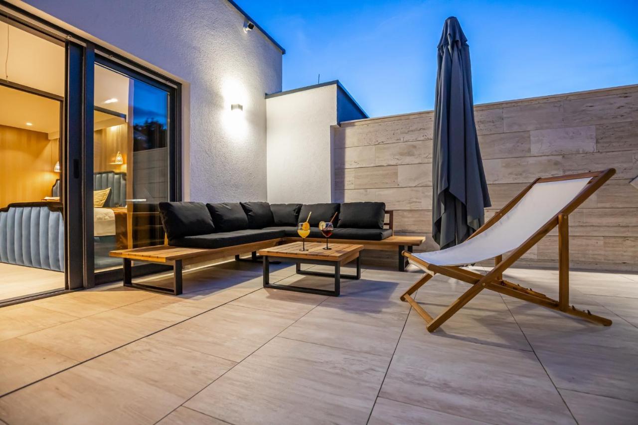 Villa Marassi With Heated Pool, Hot Tub And Sauna Crikvenica Exterior photo